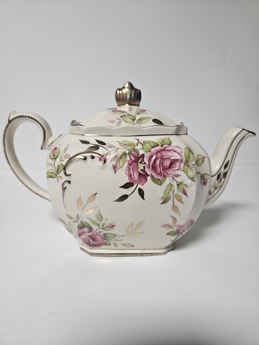 Sadler Teapot 2897 Double Pink Roses.